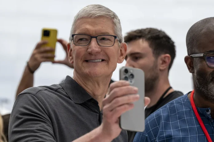 CEO Apple Tim Cook Ungkap Hasil Pertemuannya dengan Jokowi, Ini yang Dibahas